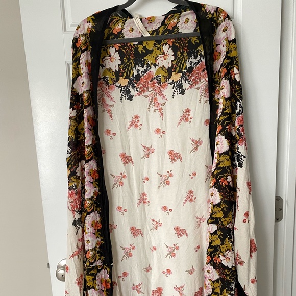 Free People Tops - Free people kimono